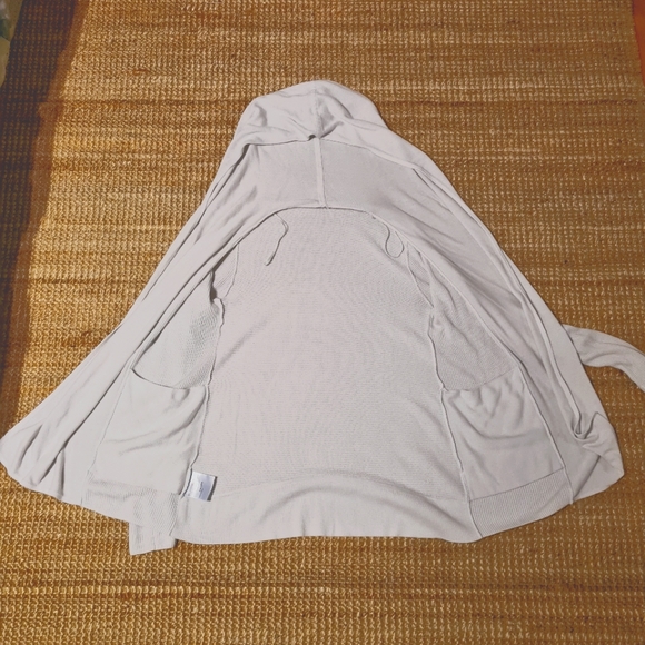 LULULEMON Sundown cardigan wrap ice blue size 6 - Picture 4 of 9